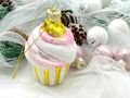  Christbaumschmuck Cupcake Muffin aus Glas als Geschenk für Backfans, Konditoren, Naschkatzen, Foodies und Deko-Liebhaber 3