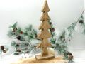 Tannenbaum aus naturbelassenen Mangoholz auf stabilem Sockel -  handgefertig - Deko für Winterzeit, Adventszeit und Herbst 2