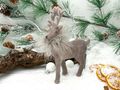 Eleganter Deko-Hirsch in Taupe – ein stilvolles Highlight für deine Winter- und Weihnachtsdekoration  2