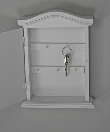 Vom kleinen Wandschrank bis zum Küchenschrank aus Holz | elbmöbel