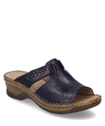 Dunkelblauer Clog aus Leder mit Klettverschluss. Der Schuh hat eine bequeme braune Sohle und ist mit dekorativen Lochmustern versehen.