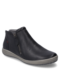 Ce sneaker est fabriqué en cuir noir et dispose d'une fermeture éclair latérale pour un enfilage et un retrait faciles. La semelle grise offre un contraste moderne et assure un confort optimal.