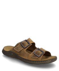 Sandale en cuir marron avec deux boucles réglables pour un maintien optimal. La sandale se distingue par son cuir robuste et sa semelle rembourréequi allie confort et style.
