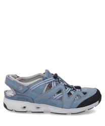 Lightweight sneaker with lacing in light blue leatherfeaturing a perforated design and contrasting black details. The white sole provides optimal grip and comfortwhile the padded insole ensures additional wearing comfort.