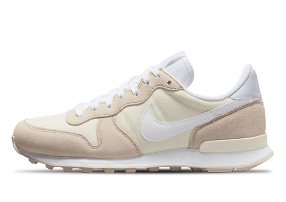 internationalist trainers