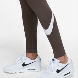 Nike Wmns Sportswear Essential Leggings