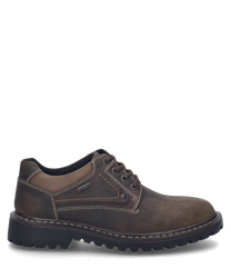 La chaussure basse de couleur Brésil est en cuir robuste et dotée de coutures contrastantes. La chaussure dispose d'un laçage et d'une semelle profilée pour un maintien optimal.