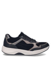 The black-multi sneaker features a modern design with a combination of black and light gray color accents. Equipped with lacing it offers a sporty and comfortable look.