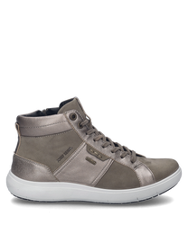 Der Sneaker in Taupe ist aus einem Materialmix gefertigt und verfügt über eine Schnürung. Besondere Merkmale sind die kontrastierenden Einsätze und die bequeme helle Sohle.
