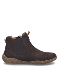 Die Stiefelette in der Farbe Brasil besteht aus einem weichen braunen Wildledermaterial mit elastischen Einsätzen an den Seiten. Sie verfügt über einen praktischen Reißverschluss für einfaches An- und Ausziehen.