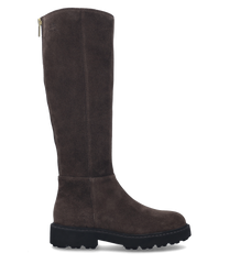 Brauner Stiefel aus Wildleder mit hohem Schaft und einem seitlichen Reißverschluss. Robuste Sohle für besseren Halt und Komfort.