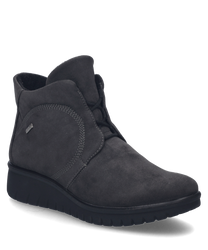 El zapato en color grafito está hecho de un material liso y de alta calidad y cuenta con un sistema de cordones como cierre. Las características especiales son las costuras cuidadosas y la suela robusta que proporciona un confort adicional.