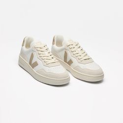 Veja V-90 Leather