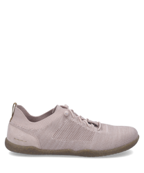 Rosa Sneaker aus Textil mit Schnürung. Der Schuh hat eine strukturierte Oberfläche und eine braune Sohle.