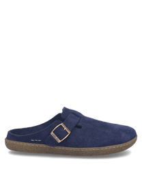 Blauwe suède instapper met bruine gespsluiting. Comfortabele zool en stijlvol design voor dagelijks gebruik.