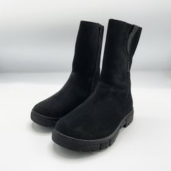 Ria, Black