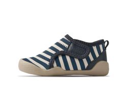 Wheat Beach Shoe Shawn