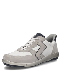 Moderner Sneaker mit Schnürung in Weiß und Grau. Hergestellt aus Leder mit schwarzem Akzent an der Ferse.