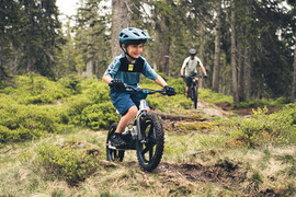 Husqvarna Electric Balance Bikes for Kids - leichtgewichtigen Elektro-Laufräder für Kinder bei Hansen Gartentechnik 