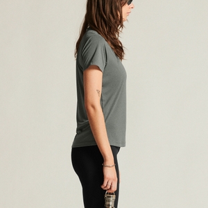 Craft Damen Funktionsshirt T-Shirt Laufshirt CORE Essence Ss Tee 2 W - Bild 2 Craft Damen Funktionsshirt T-Shirt Laufshirt CORE Essence Ss Tee 2 W - Bild 2