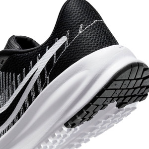 NIKE Herren Freizeitschuh Laufschuh Sneaker Nike Run Defy - Bild 5