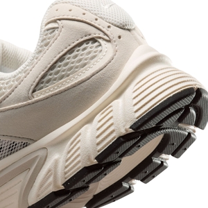 NIKE Damen Sneaker Freizeitschuh Laufschuh V5 RNR - Bild 4