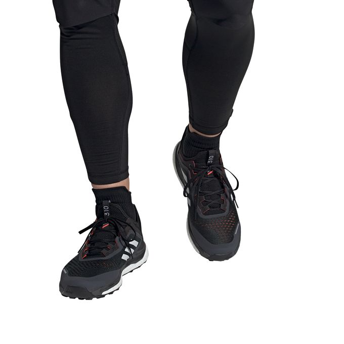 Qoo10 - Adidas Trekking Shoes Terex Higster Core Climbing Shoes Mens FW5119  : Sports Equipment