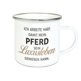 Emalie Tasse: ICH ARBEITE HART DAMIT MEIN PFERD SEIN LUXUSLEBEN GENIESSEN KANN
