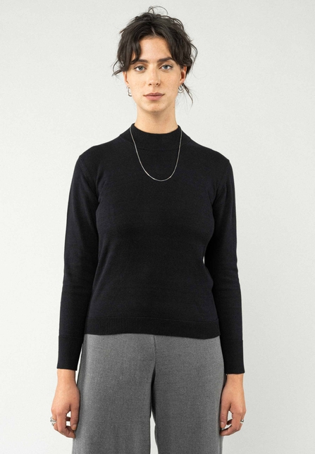 Womens black 2025 fine knit jumper