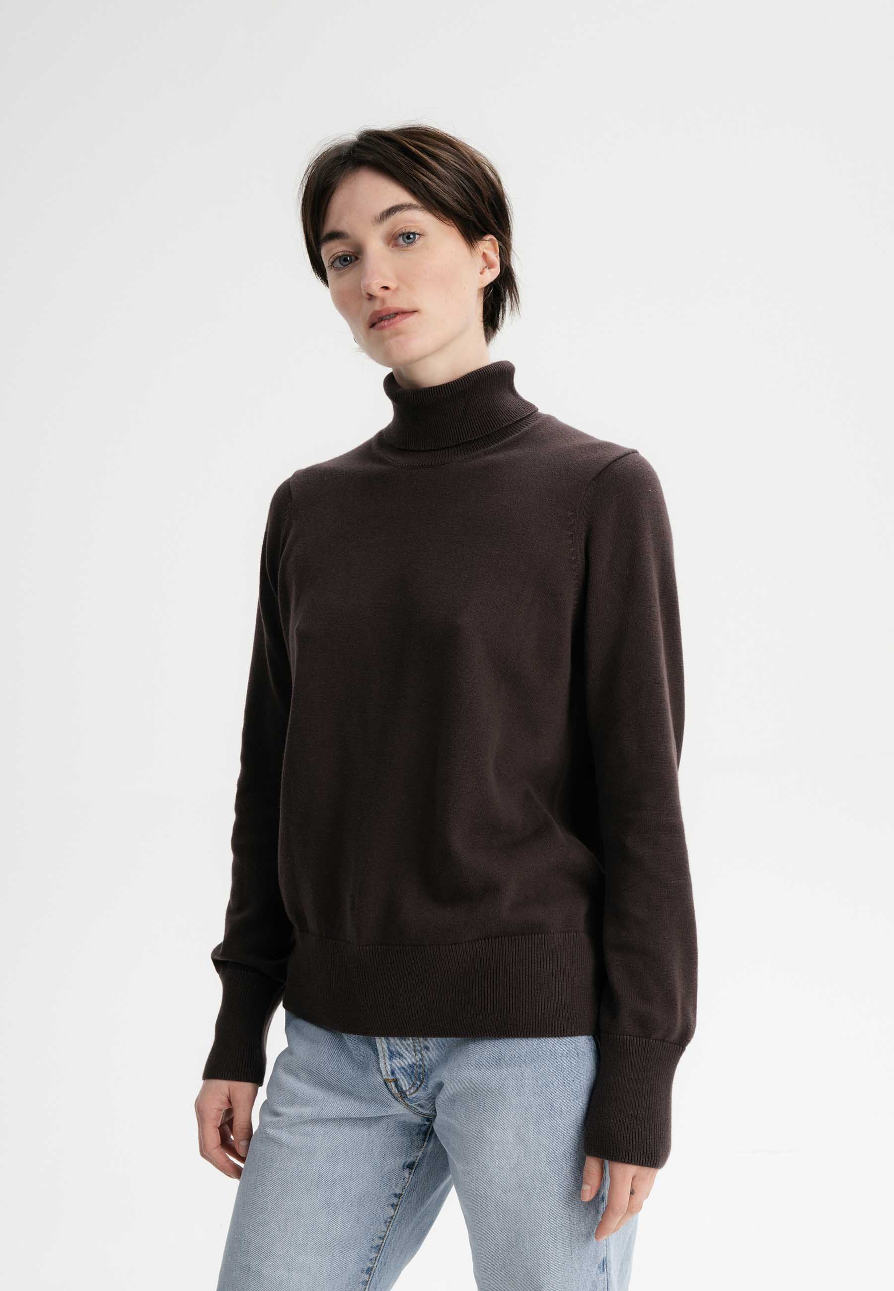 Women Fine-Knit Turtleneck Jumper MAYURA