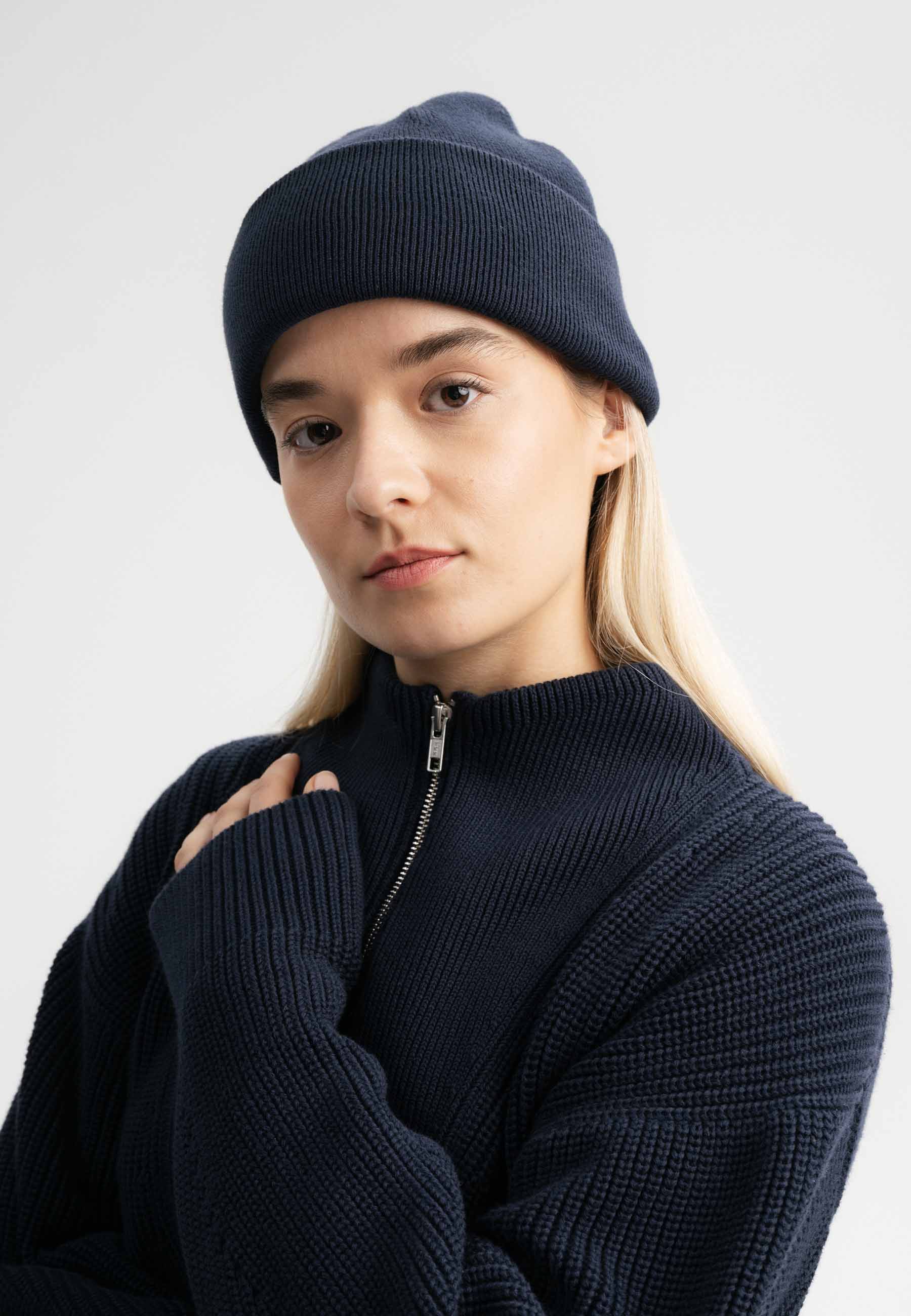 Unisex Fine Knit Beanie HIMMAT