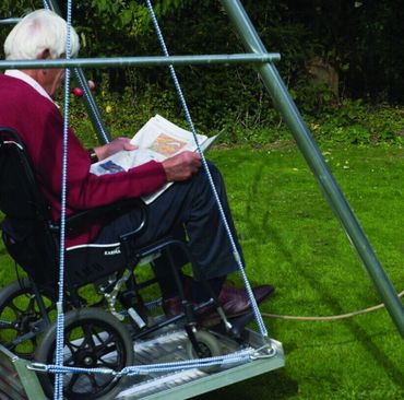 Rollstuhl Plattform Schaukel