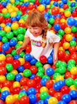 Ballbad-60-mm-Spielkugeln-mit-Maedchen--002-.jpg