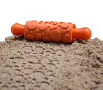 13116-sand-knetroller-im-sand--3-freigestellt.png