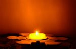 70134---14220-teelichthalter-ledlicht.jpg