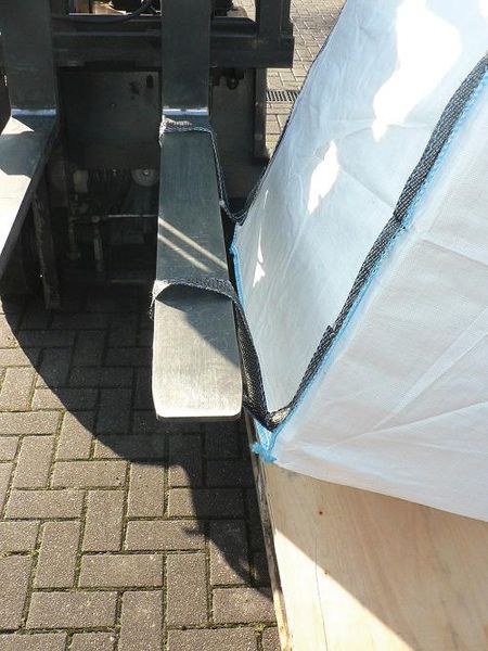 BigBag Tragkr. 1350 kg 4 Hebe-/2 Bodenschl.