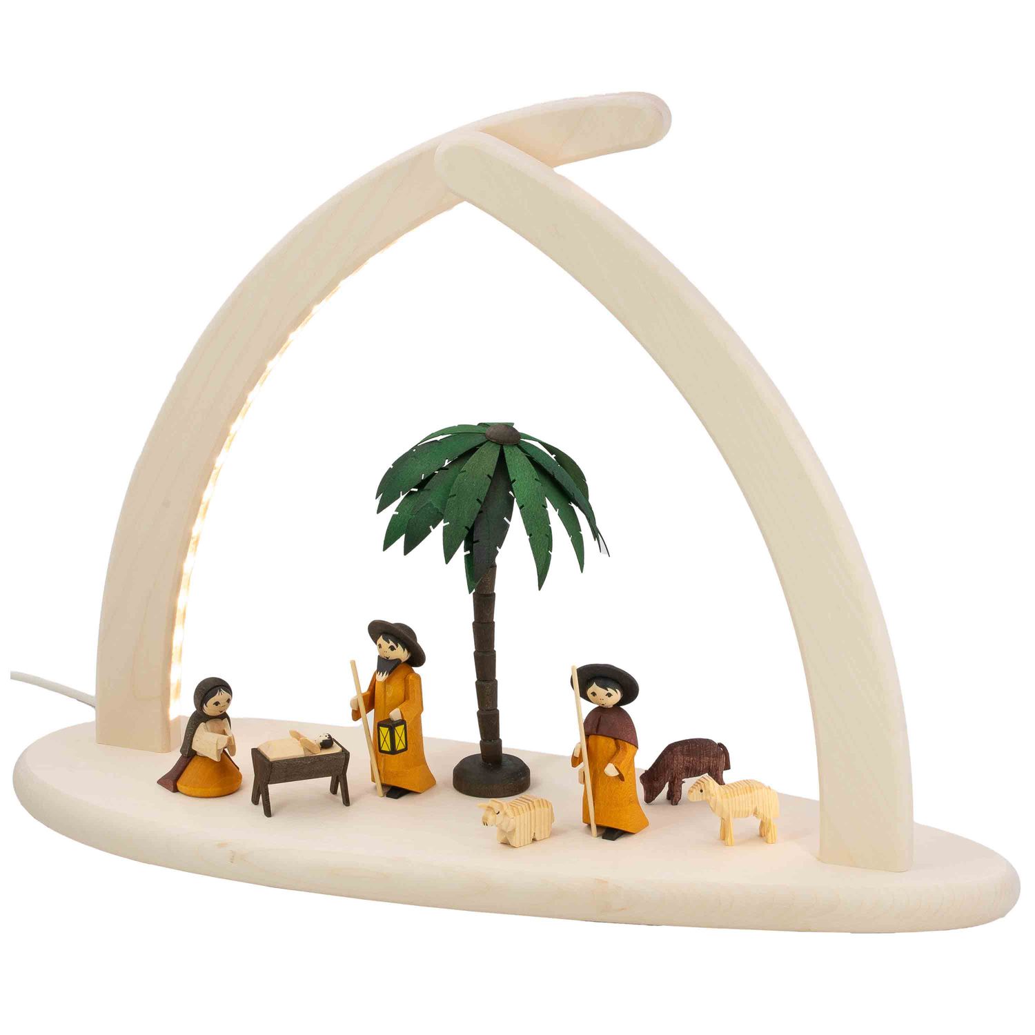 Ein dreieckiger Lichterbogen zeigt eine Weihnachtskrippe mit der heiligen Familie sowie einen Hirten mit Schafen und eine Palme in der Mitte
