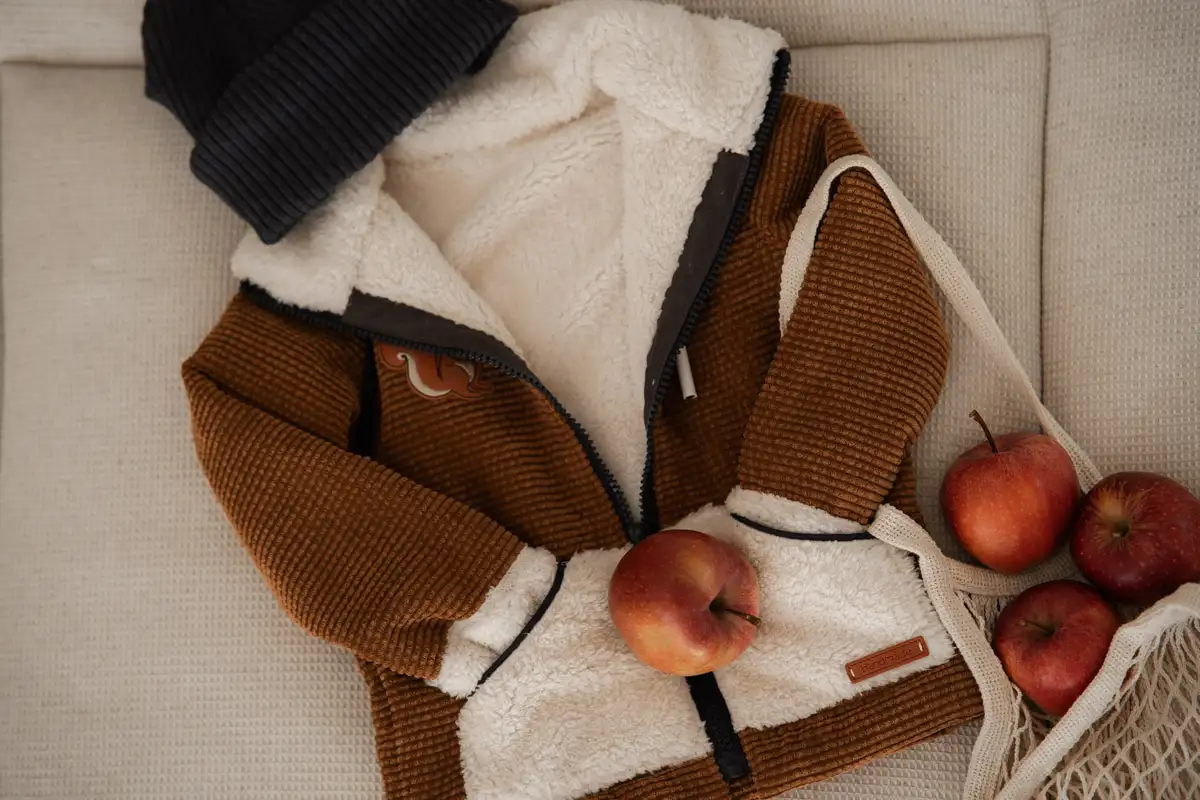 Cordjacke aus mit weichem Innenfutter für den Herbst