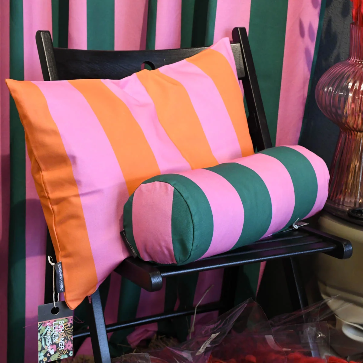 Kissen mit Blockstreifen und Kissenrolle mit Blockstreifen Pink Orange Grün Kissen mit Blockstreifen und Kissenrolle mit Blockstreifen Pink Orange Grün
