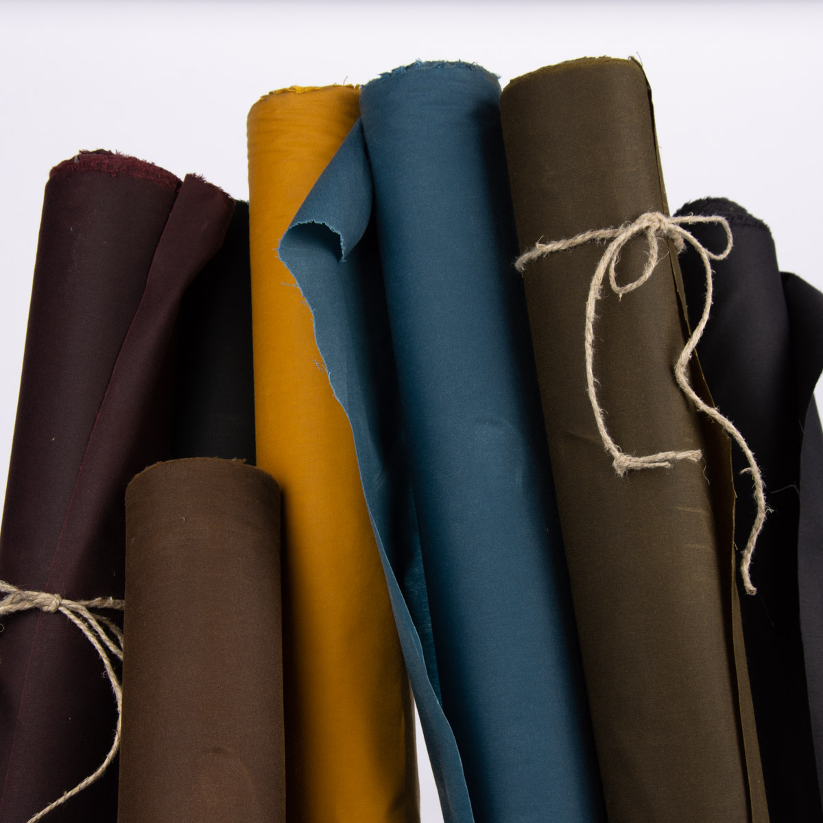 63815DryOilskingewachsteBaumwolleeinfarbigmattdunkelgruen145m