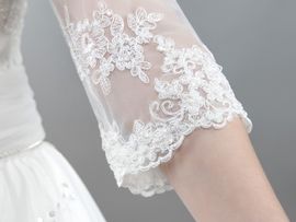 Brautbolero mit Spitze