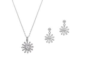 Schmuckset mit Ohrringen