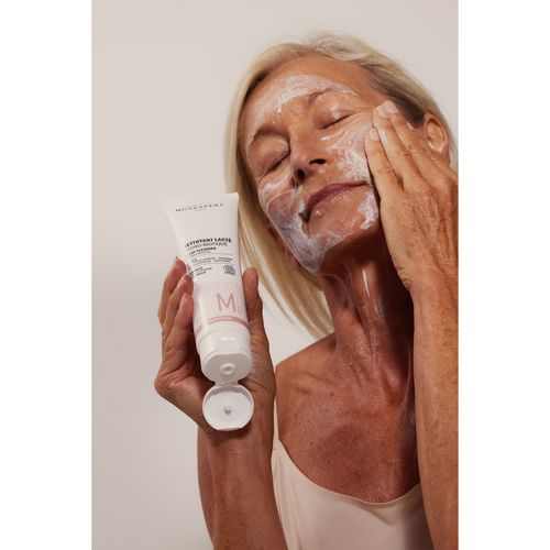 Sanfte Reinigungsmilch mit Hydro-Biotic-Komplex 2