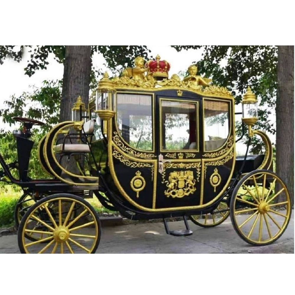 Baroque carriage France Louis XIV Gold Historic horse-drawn carriage