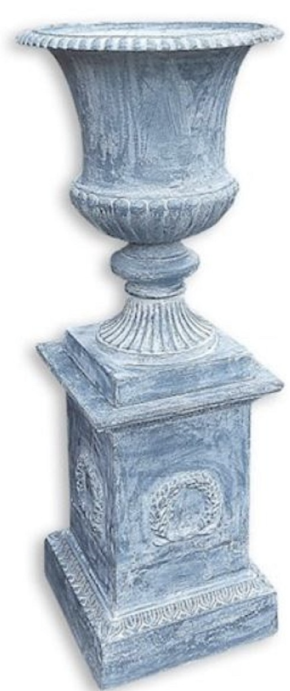 Base color bronzo antico con vaso portafiori decorativo in stile barocco