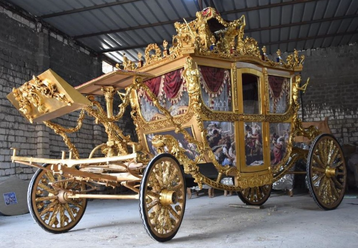 Replica di carrozza storica di alta qualità per un museo in Francia