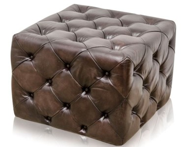 4251287788105 - Luxus Echtleder FuÃhocker Rotguss 64 x 64 x H 46 cm - Chesterfield MÃ¶bel