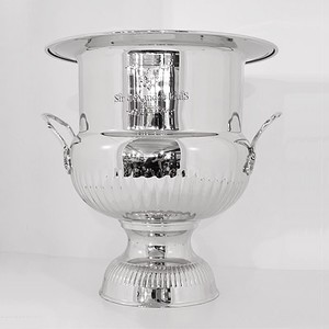 4251549309147 - Massiver Luxus Wein Kühler Solid Design Luxury vernickelt 35 x 35 x H 37cm aus dem Hause - Luxus Blumenvase 4251549309147 - Massiver Luxus Wein Kühler Solid Design Luxury vernickelt 35 x 35 x H 37cm aus dem Hause - Luxus Blumenvase