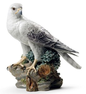 4251549317012 - Luxus Porzellan Falke   Gerfalke Skulptur Mehrfarbig 35 x H 41 cm - Limited Edition