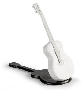 4251549317708 - Luxus Porzellan Akustische Gitarre WeiÃ   Schwarz 20 x H 18 cm - Handgefertigte Wohnzimmer Deko Skulptur